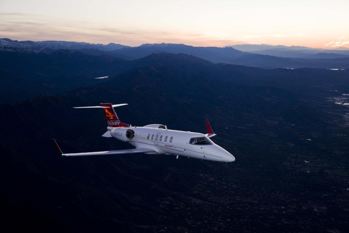 Learjet 40 view for Puerto Rico charter