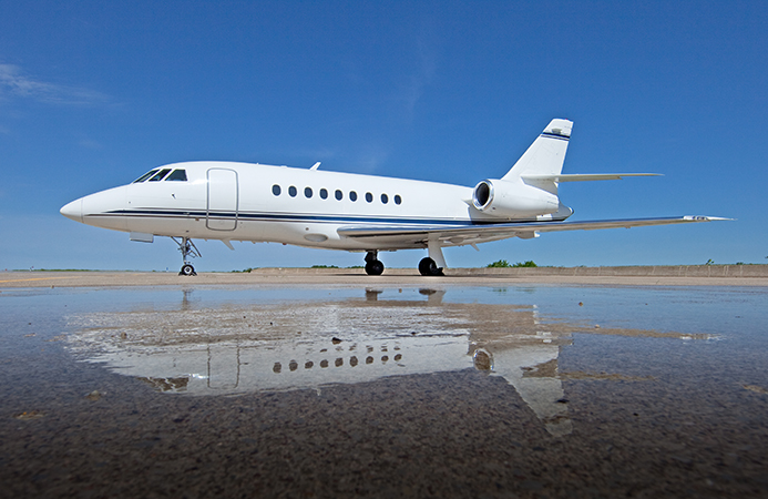 Falcon 2000 heavy jet for Puerto Rico charter